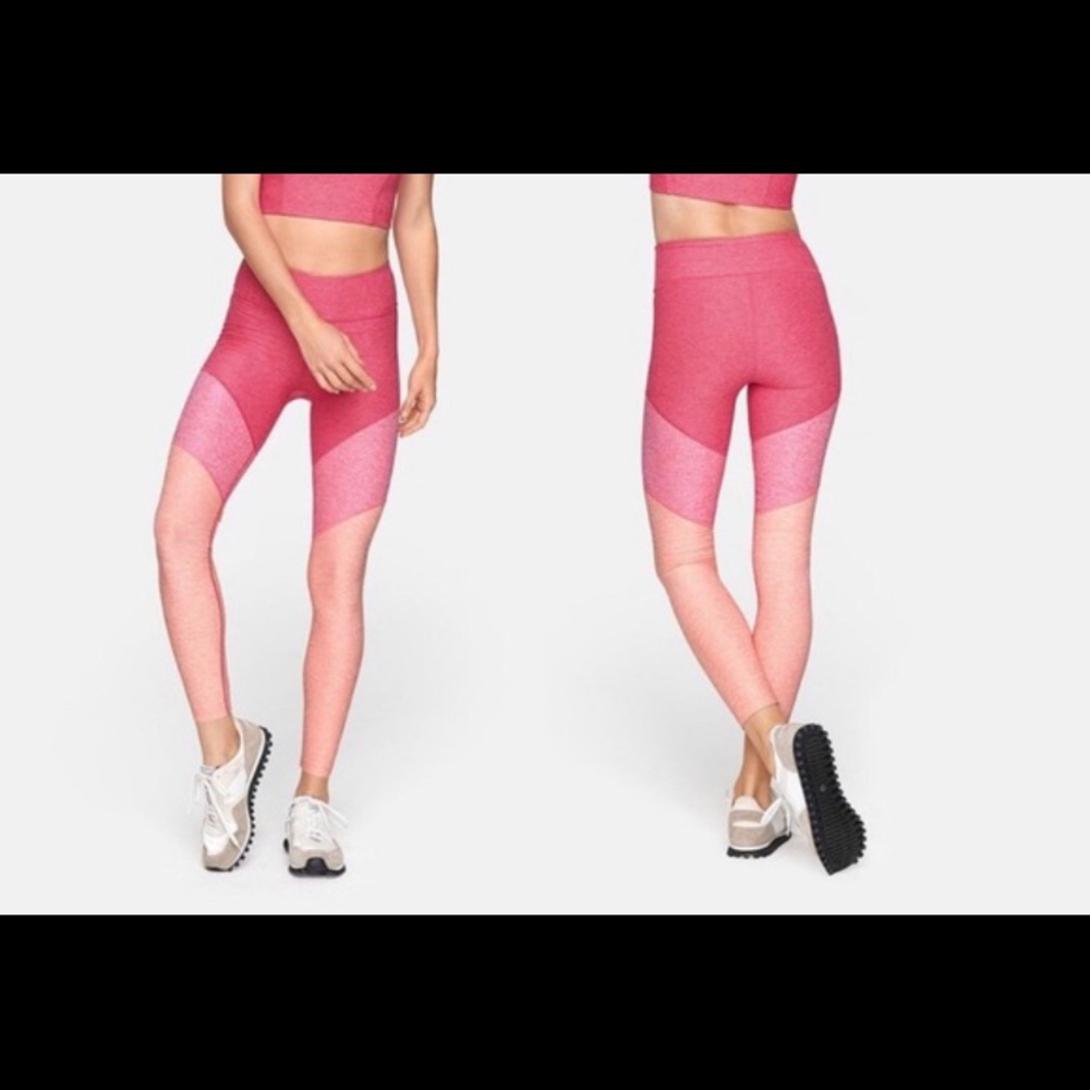Outdoor voices EUC 7/8 pink leggings - size medium